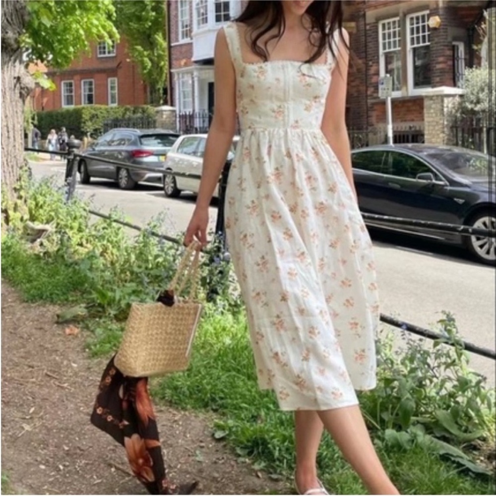 Reformation Tagliatelle Linen Dress in Mildred Size 4 - Picture 2 of 8